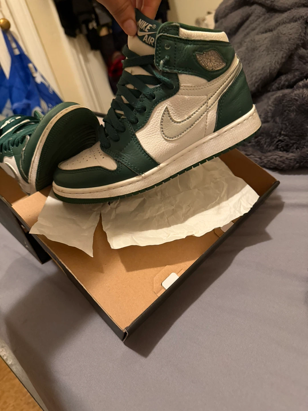 Nike Air Jordan 1 High OG "Lucky Green" Sneakers - photo 3