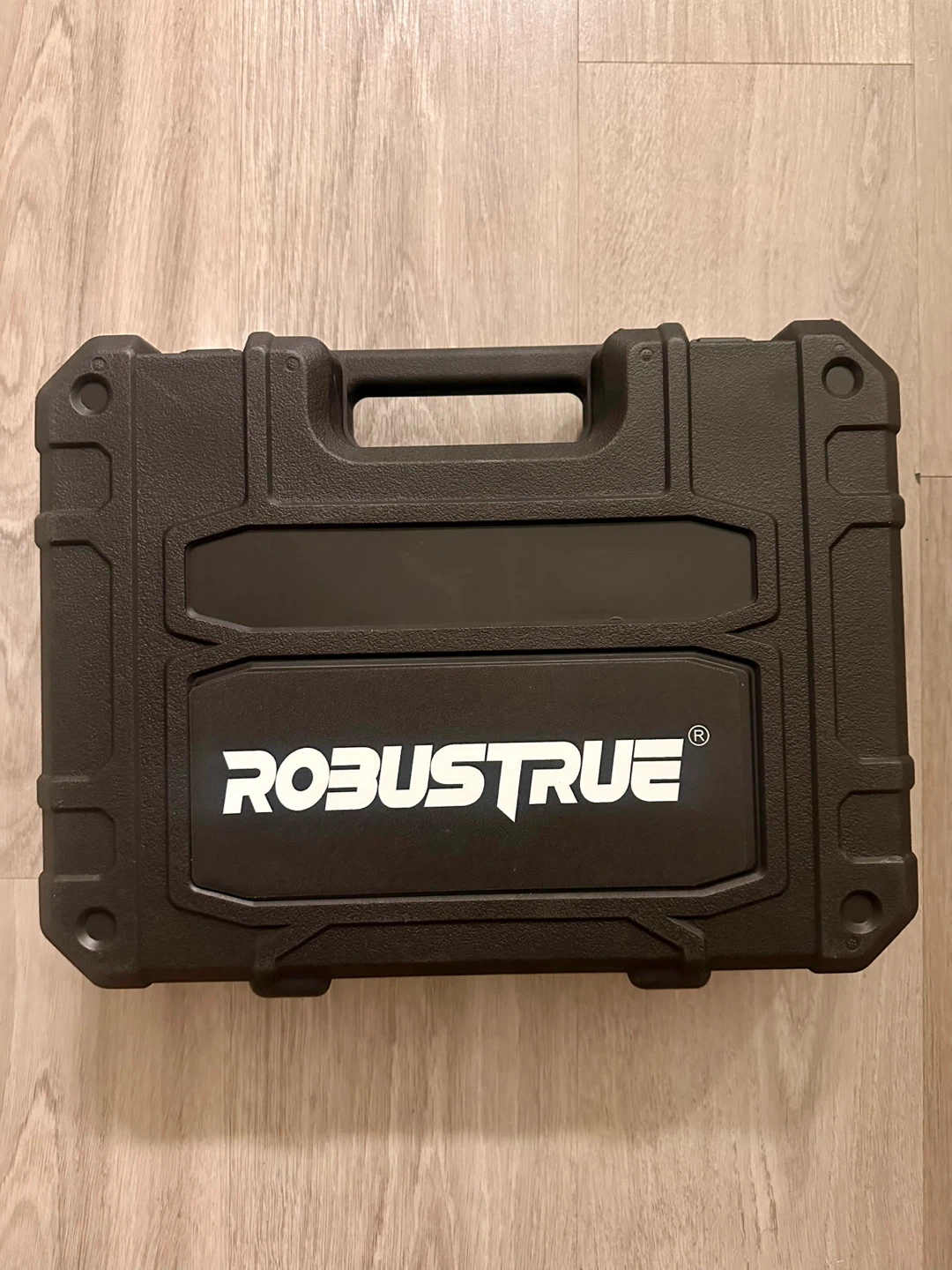 ROBUSTRUE 21V Cordless Power Ratchet Wrench Set with Case