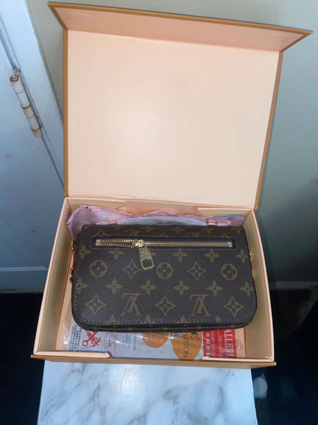 Louis Vuitton Bag - photo 4