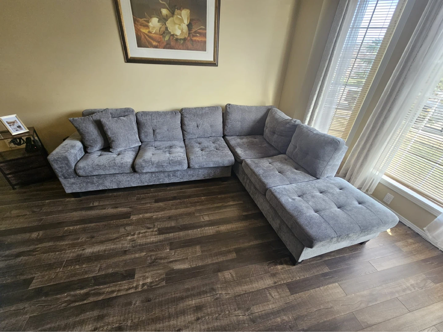 Grey Sectional Sofa with Chaise and Cup Holder