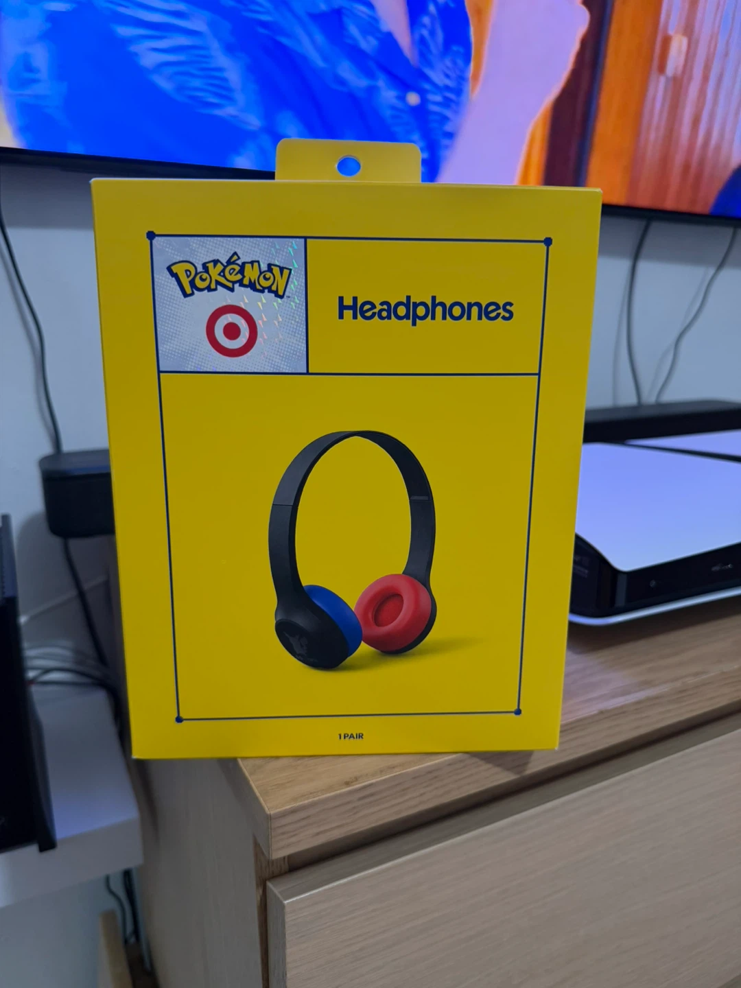 Pokemon Headphones with Microphone and Bluetooth - photo 3