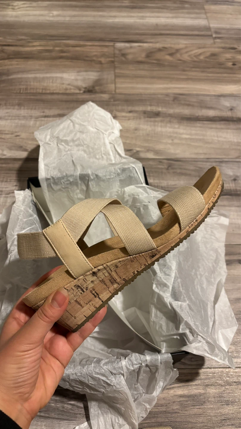 Naturalizer Tan Wedge Sandals & brand new Missguided skirt - photo 5