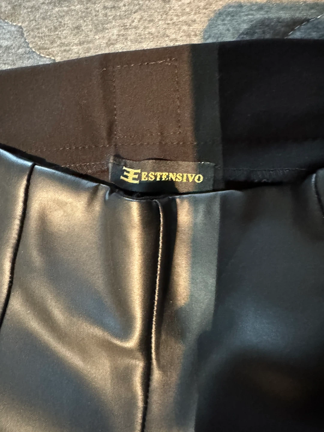 ESTENSIVO Black Faux Leather Pants with Zipper Detail - photo 2