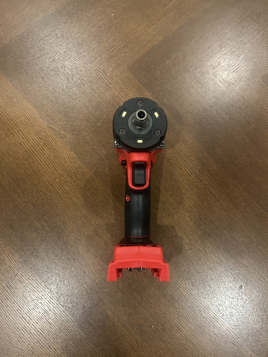 Milwaukee M18 Fuel Cordless Ratchet - photo 3