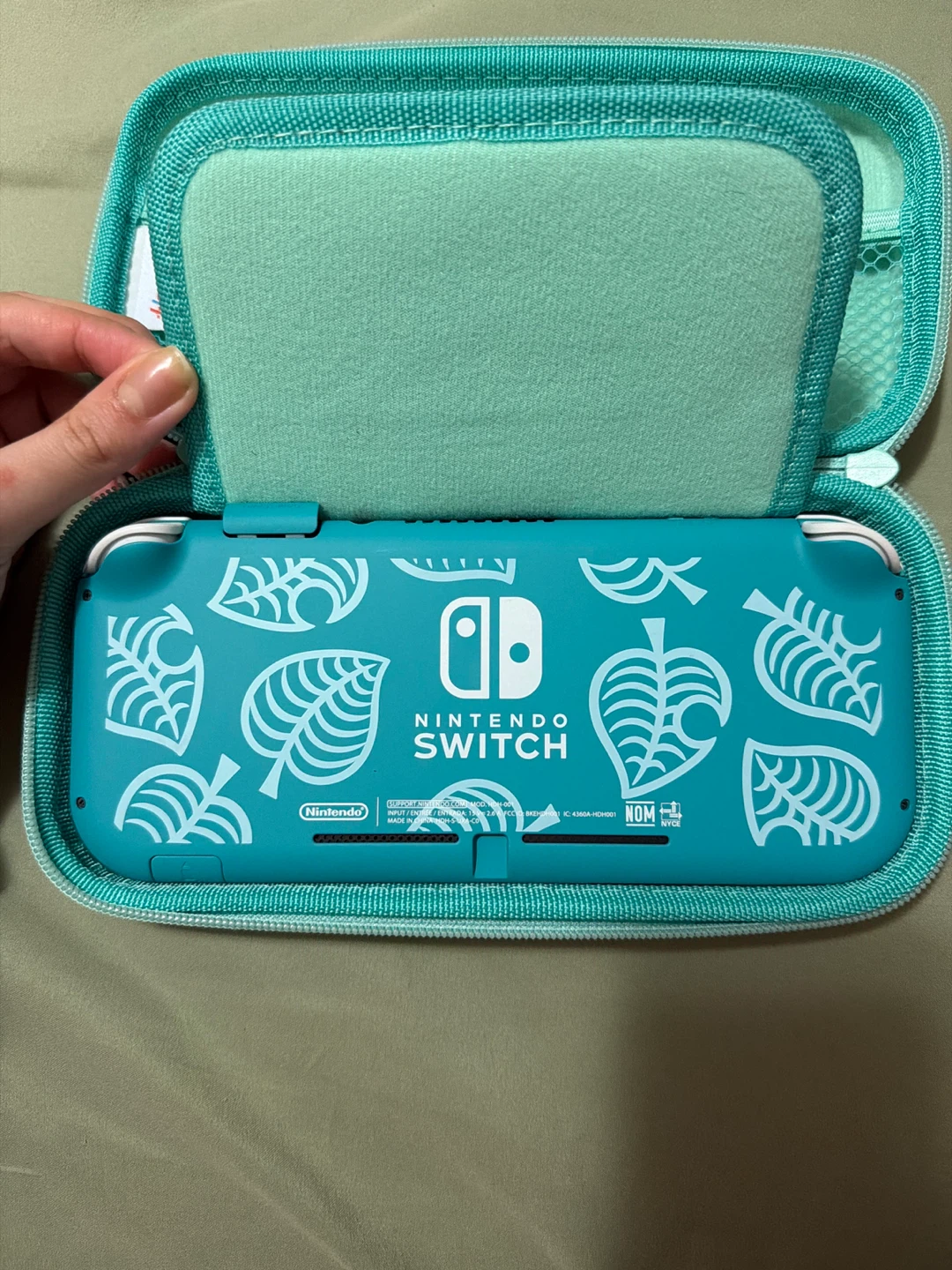 Nintendo Switch Lite (Turquoise) with Minecraft Games and Case - photo 2
