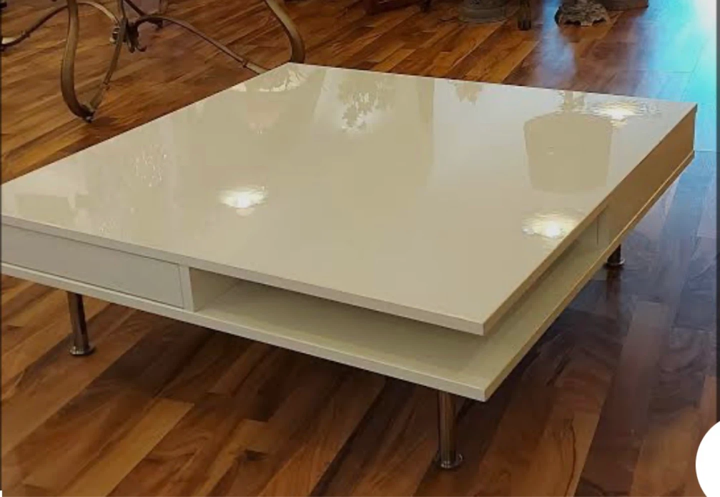 Modern white Coffee Table with Storage Drawer