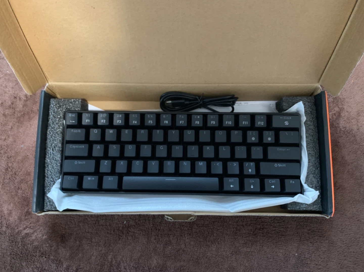 APAYADO K61 Mechanical Keyboard Lighting Effect Type C Interface - photo 2