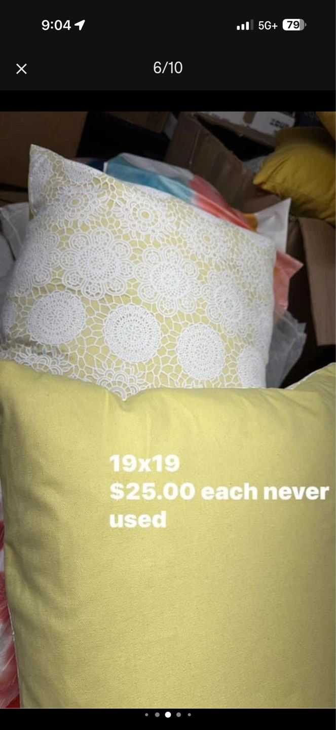 Decorative Pillows 19x19