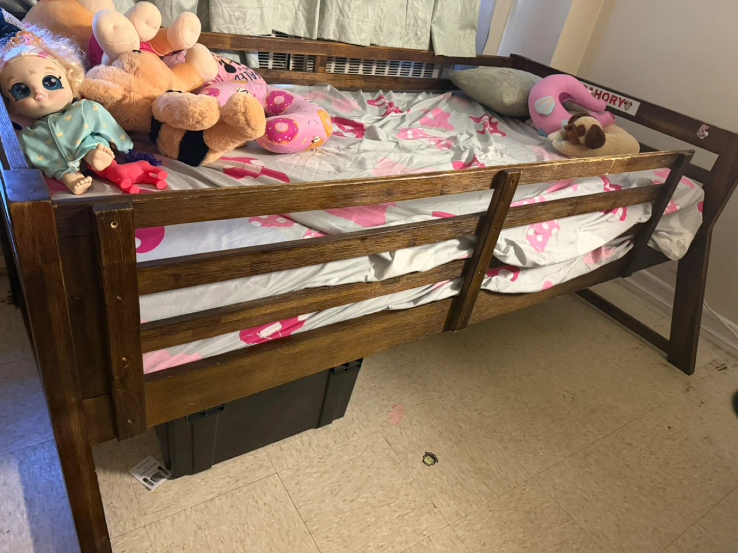 Wooden Toddler Bed with Guard Rails