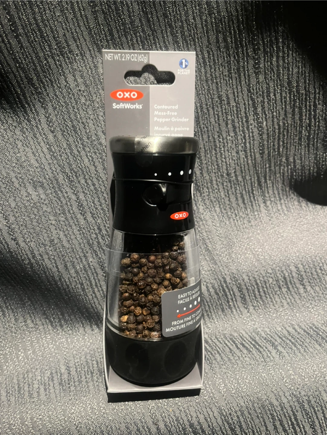OXO SoftWorks Contoured Mess-Free Pepper Grinder