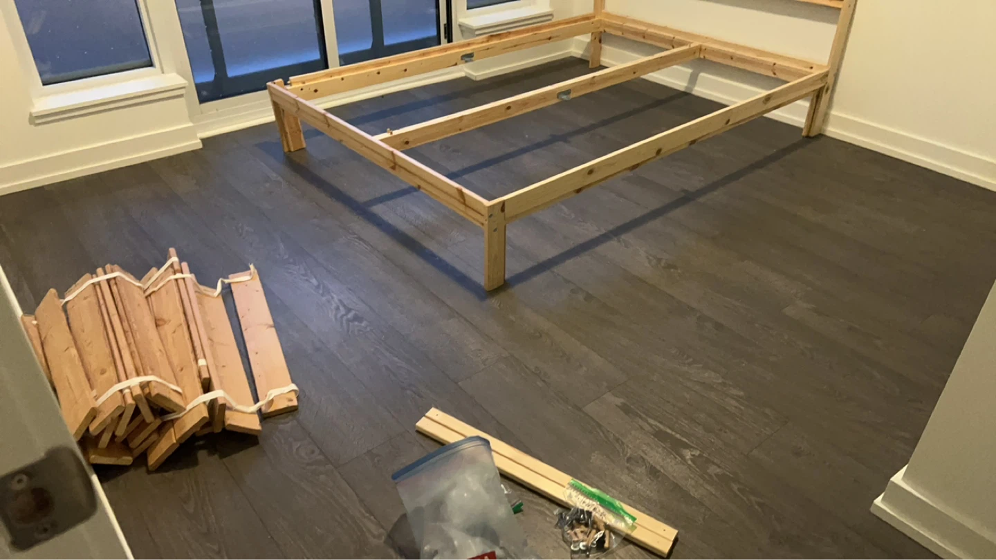 Double size Wooden Bed Frame with free mattress - photo 2