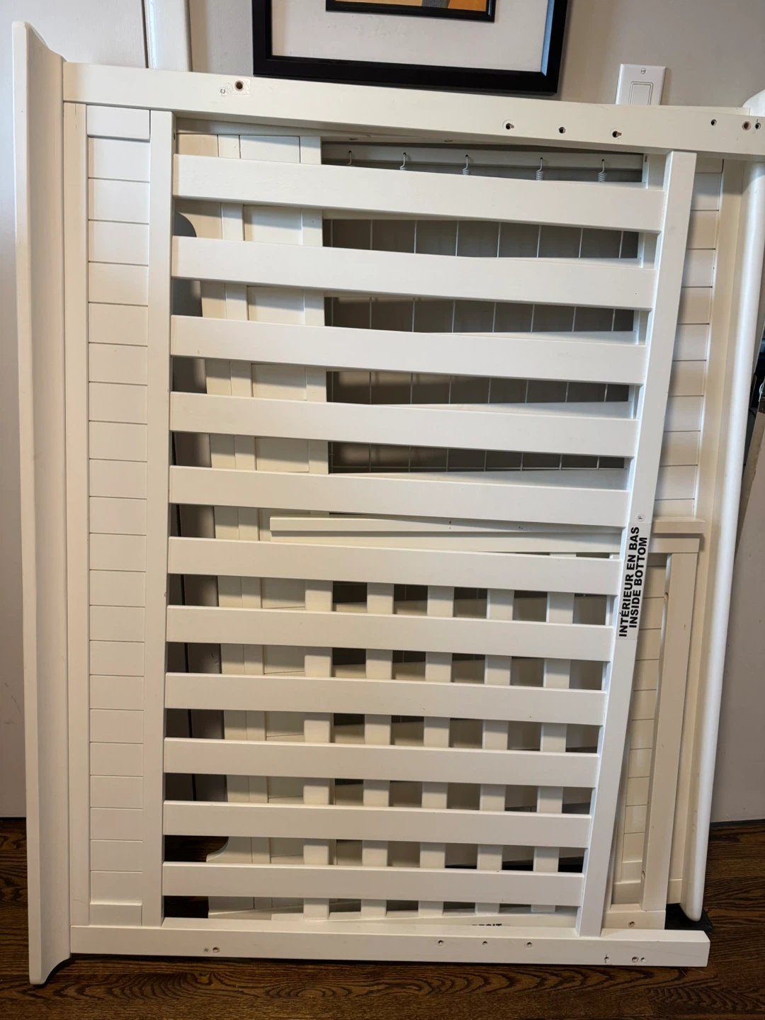 Graco White Baby Crib with changing table and mattress