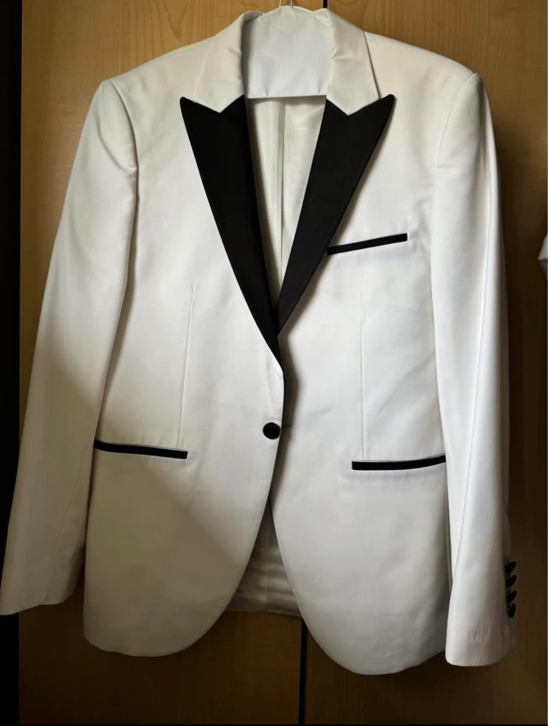 Steven Fashions White Tuxedo Jacket - Size 50 - photo 3