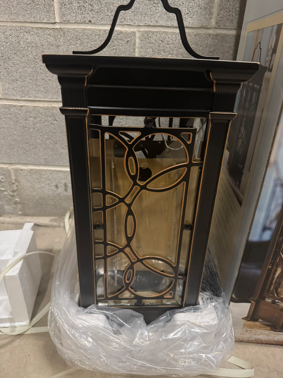 New Outdoor/Indoor Flameless LED Candle Lantern 40$ both - photo 3