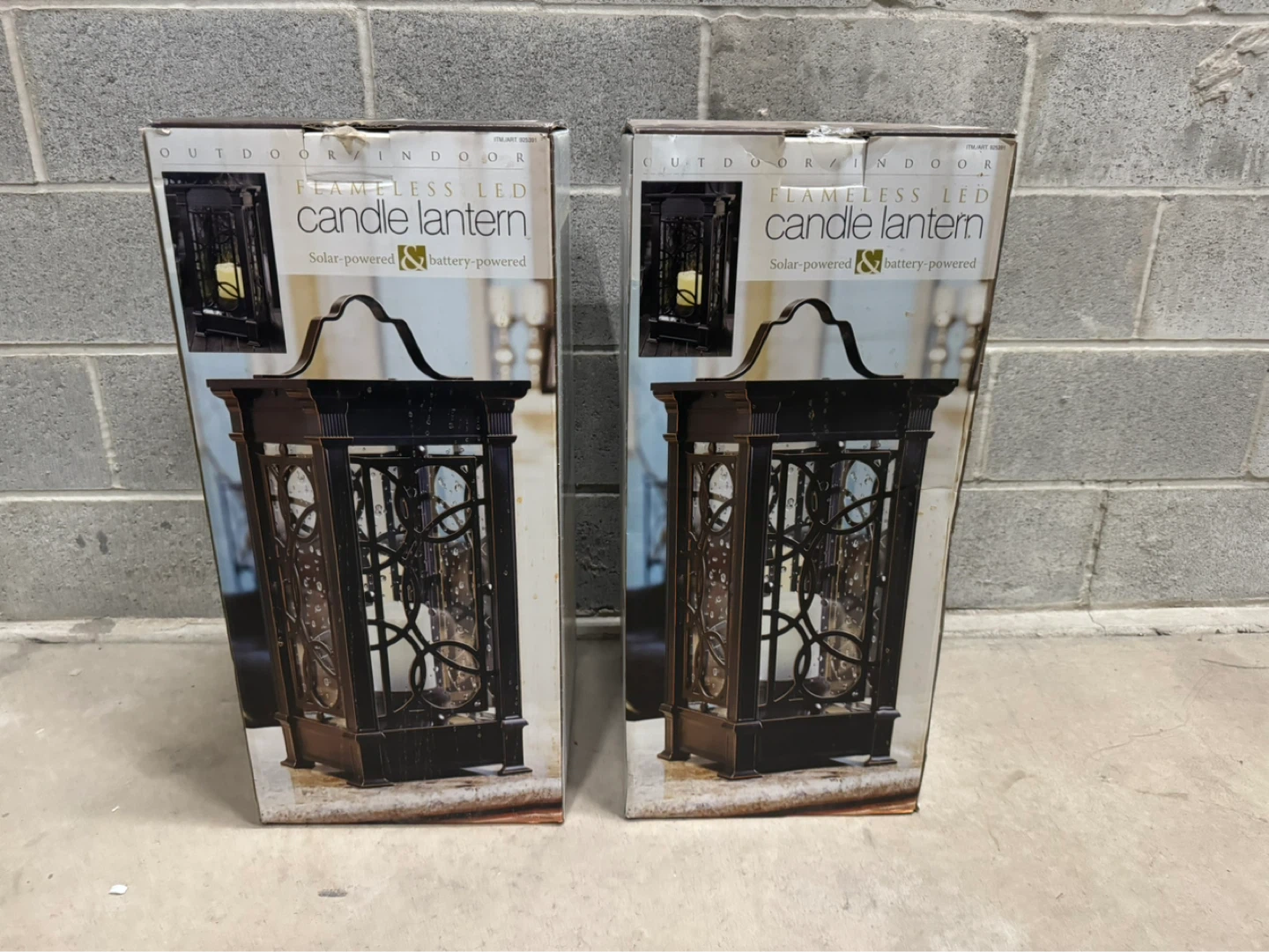New Outdoor/Indoor Flameless LED Candle Lantern 40$ both - photo 2
