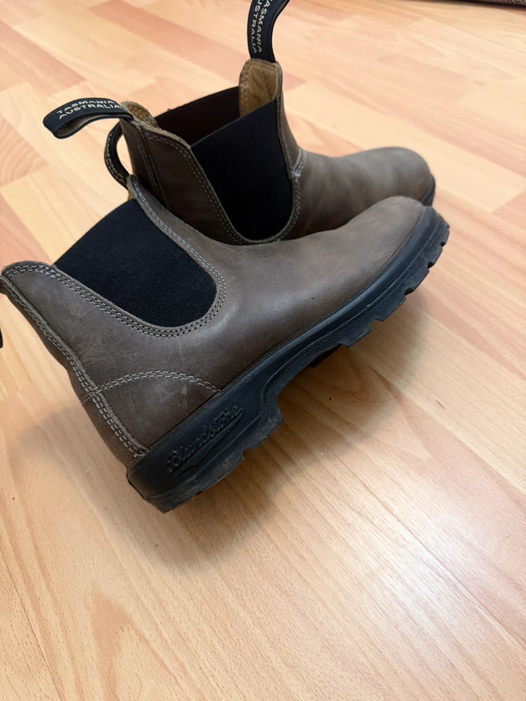 Blundstone Brown Leather Chelsea Boots