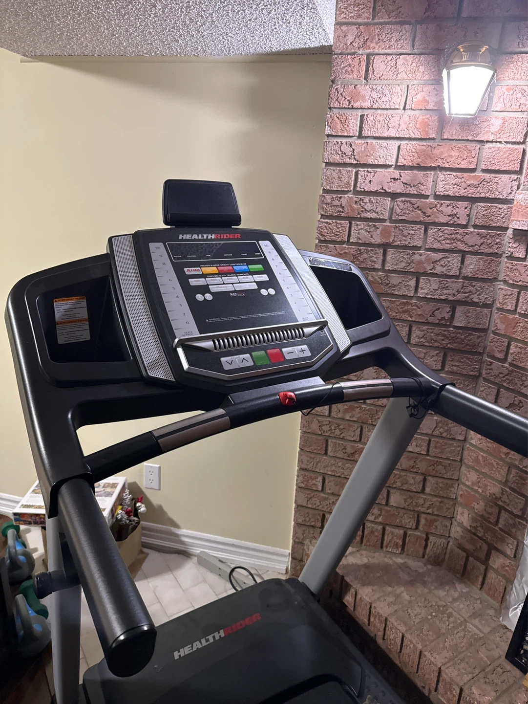 Full Size HEALTHRIDER Treadmill