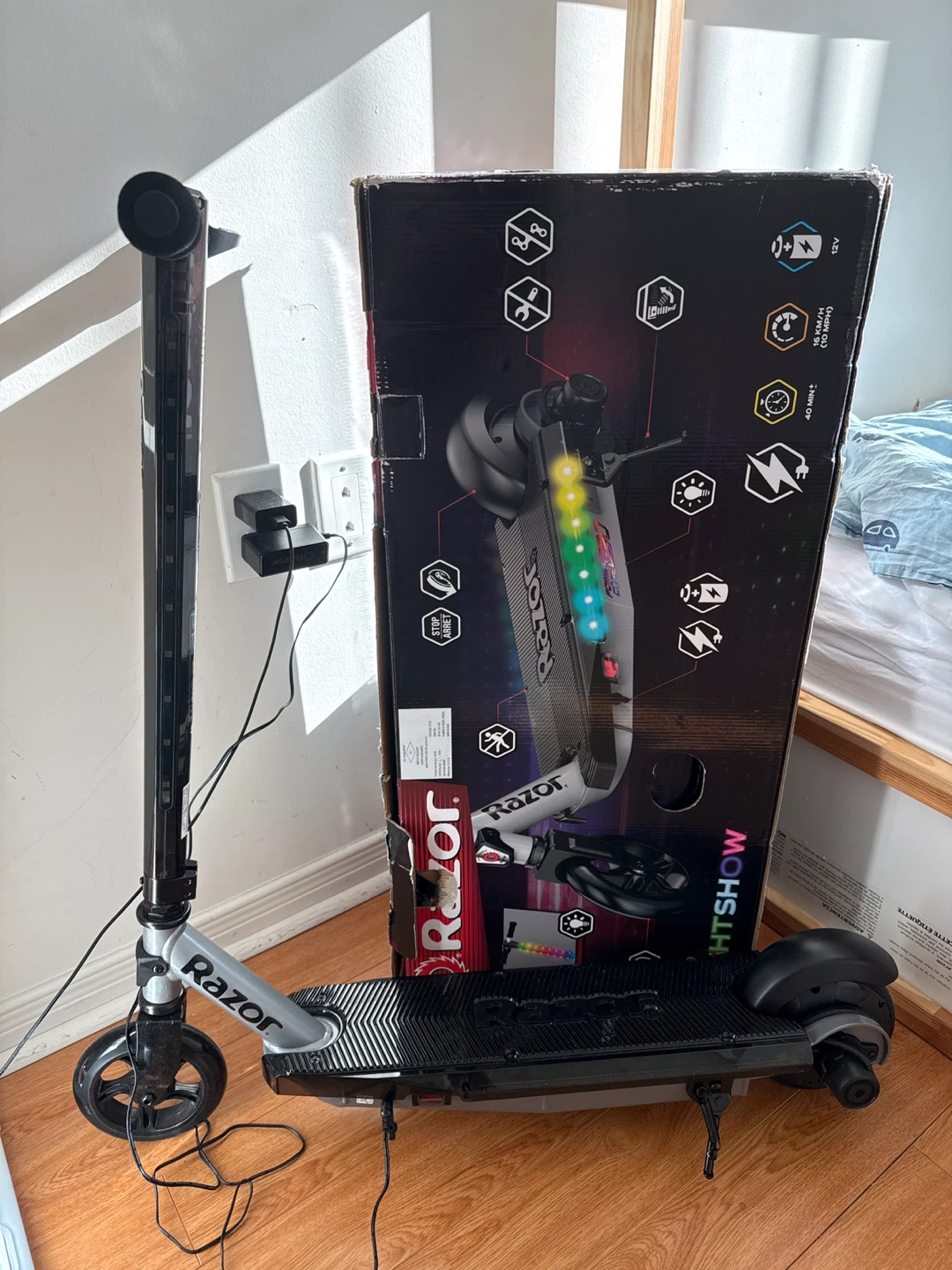 New Razor SonicGlow Electric Scooter - photo 2