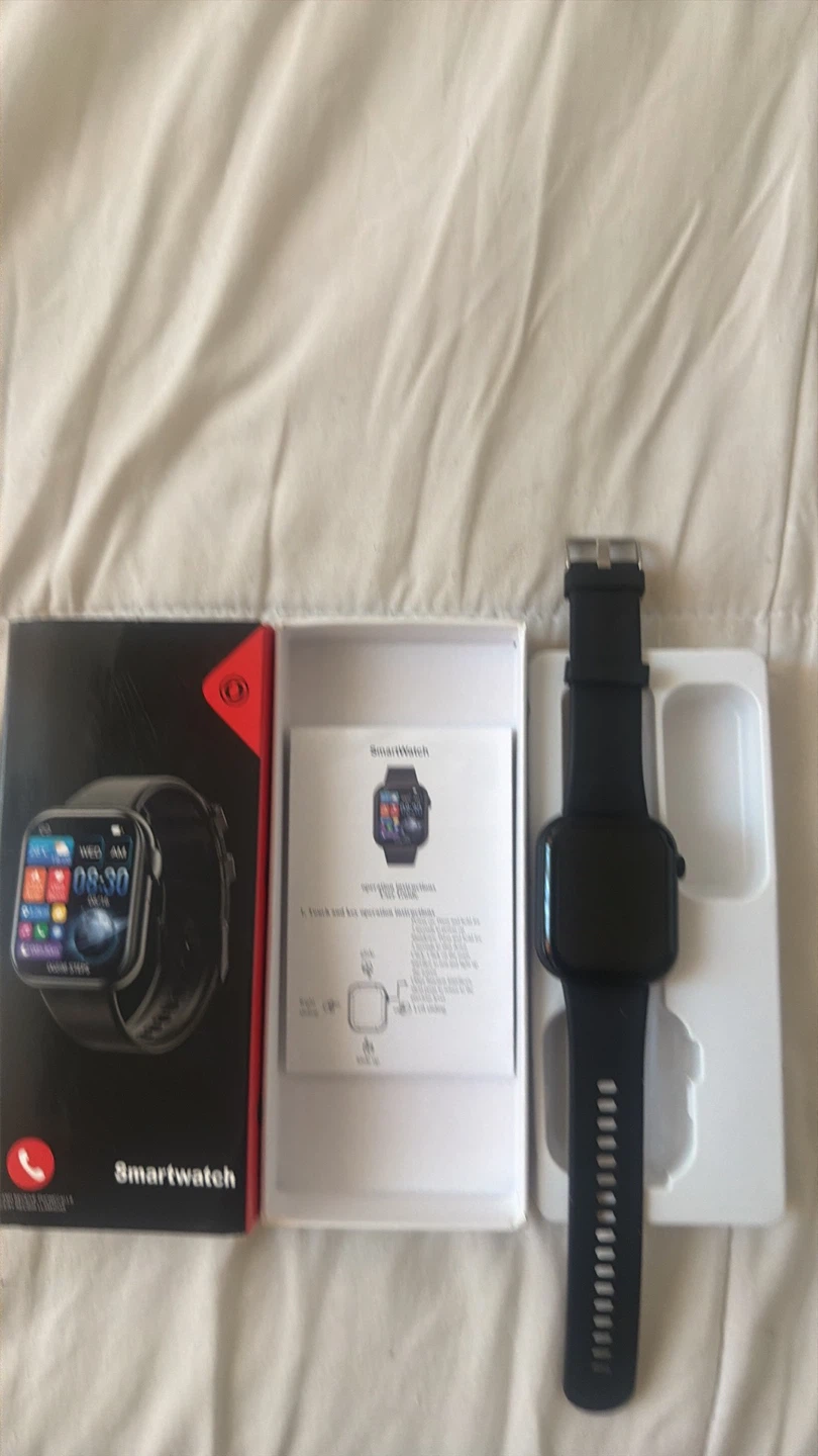 Smartwatch with Black Band in Original Box - photo 3