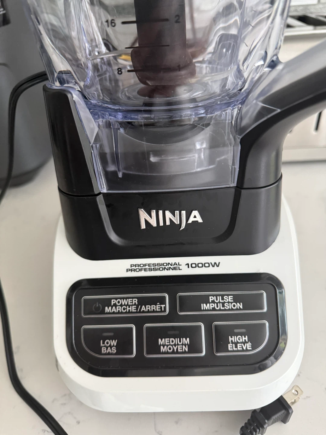 Ninja Professional 1000W Blender - photo 4