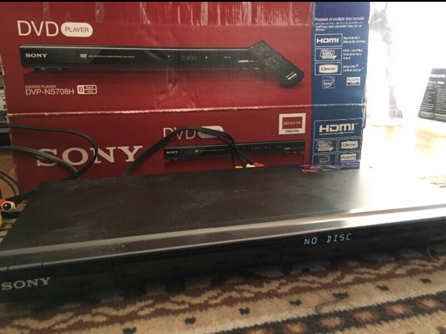 Sony DVP-NS708H CD/DVD Player with Remote