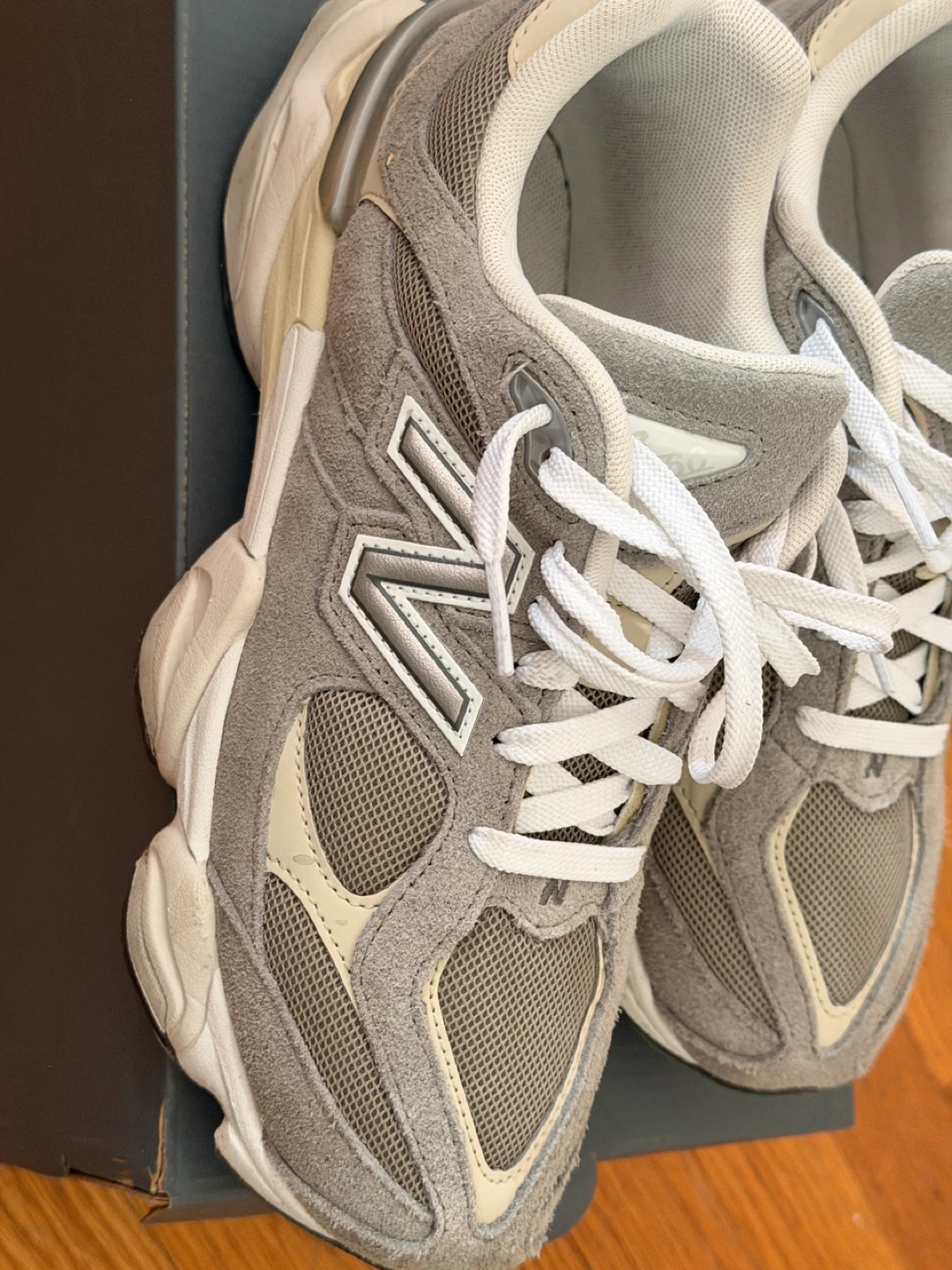 New Balance 9060 Kids Grey Suede Running Shoes