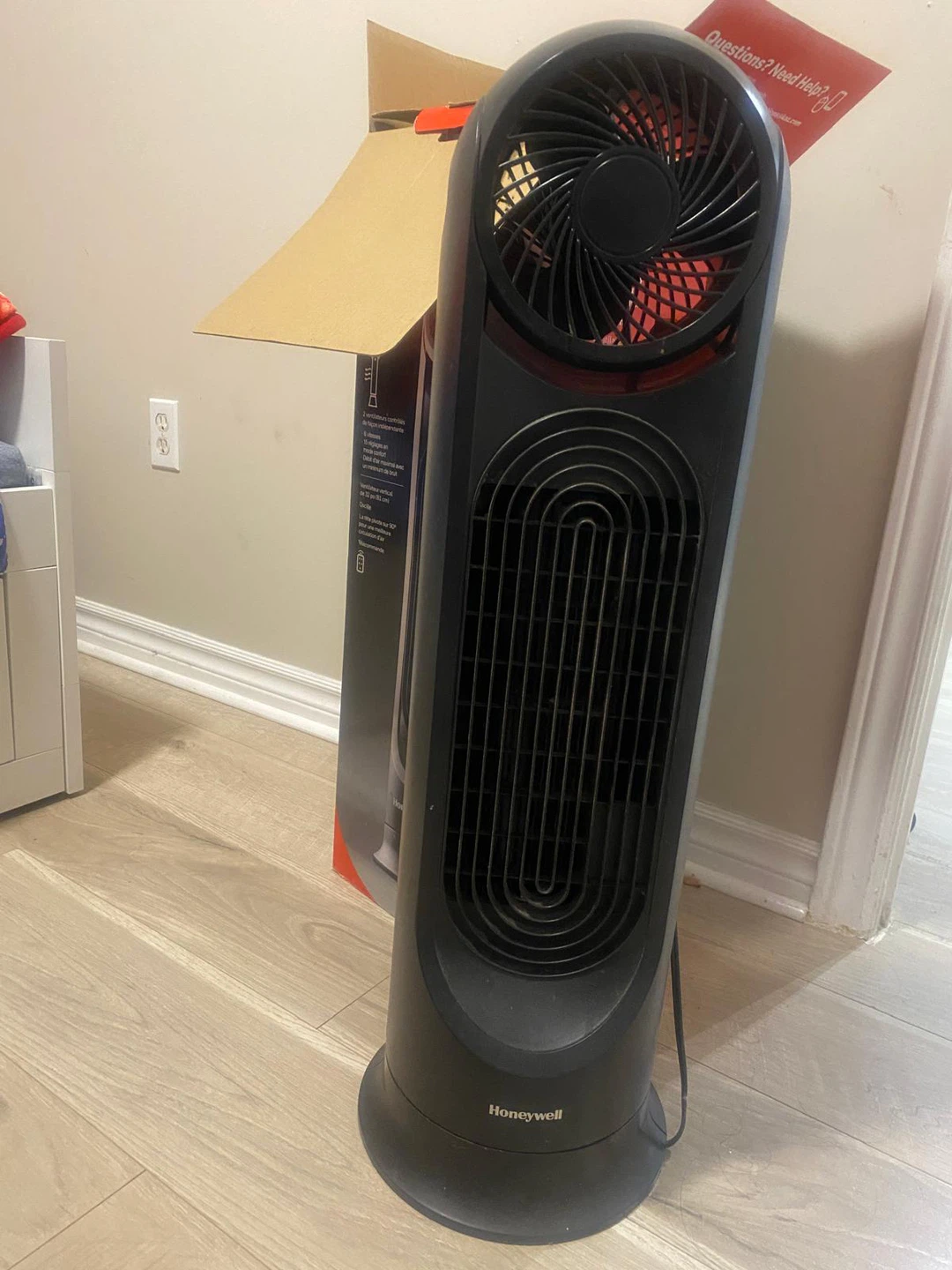 Honeywell TurboForce Tower Fan - photo 2