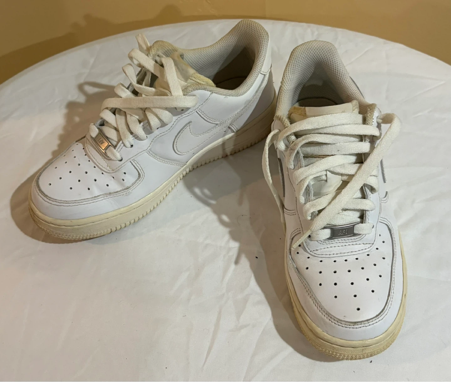 Nike Air Force 1 White Leather Sneakers 6.5 - photo 2