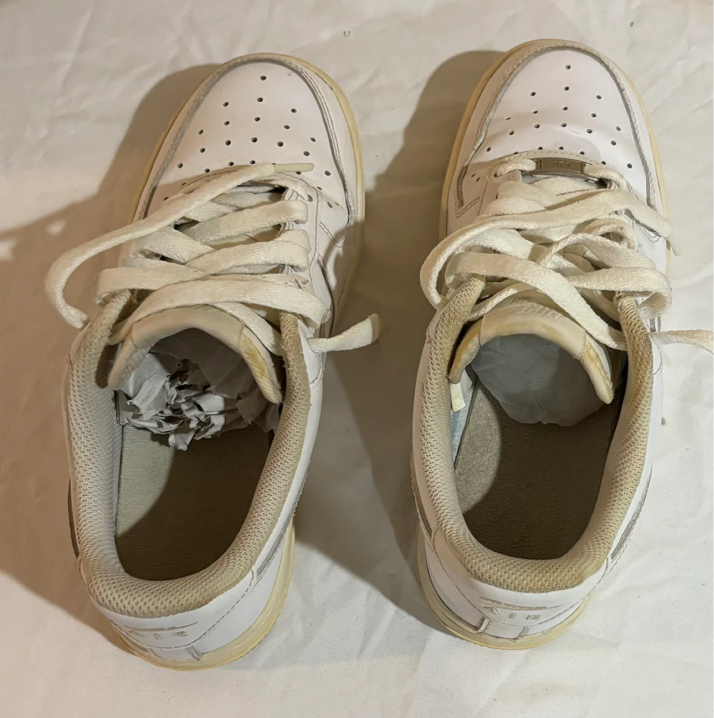 Nike Air Force 1 White Leather Sneakers 6.5 - photo 5