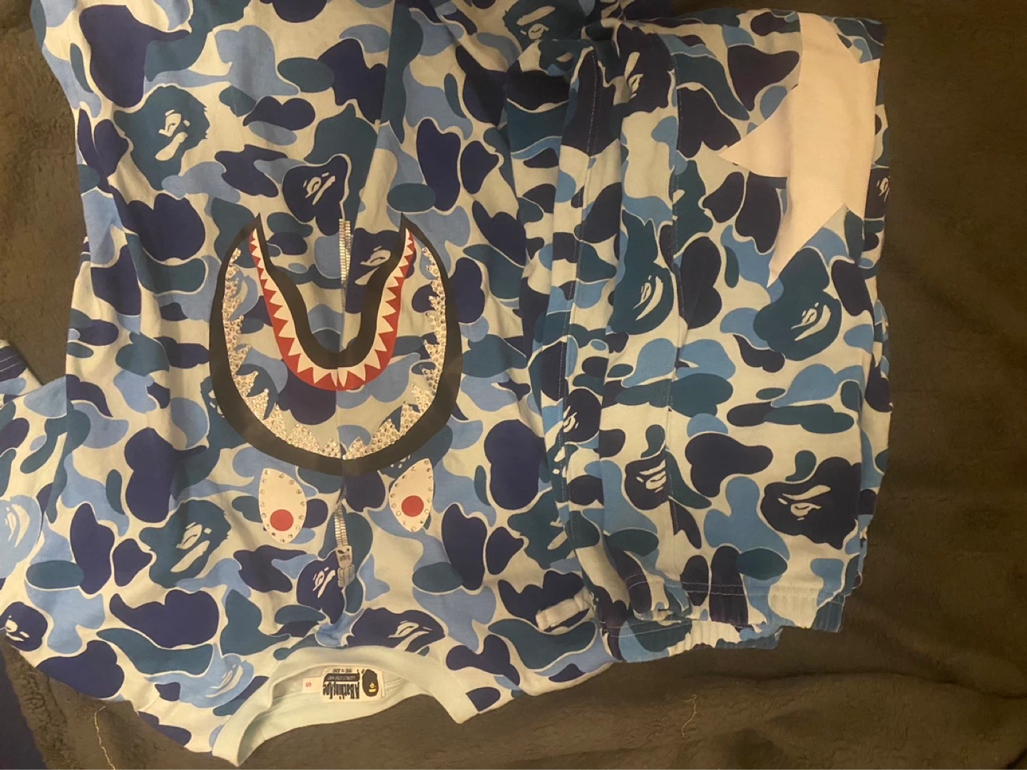 Bape tracksuit (small)