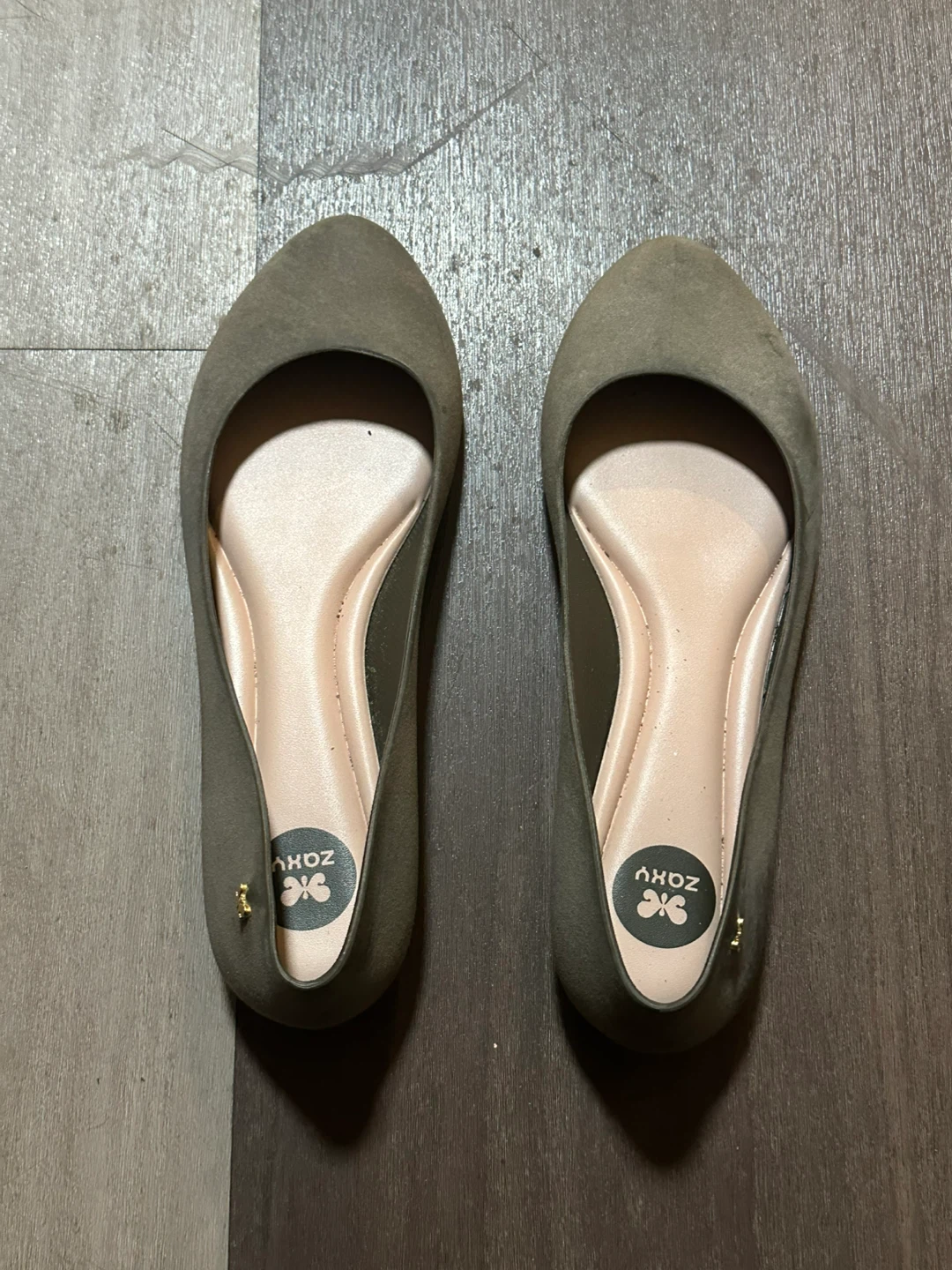 ZOMU Grey Ballet Flats - Size 8