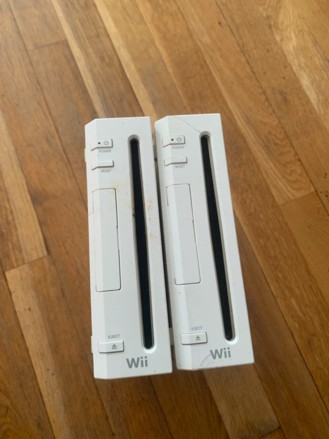 Nintendo Wii Console - White (2 Units)