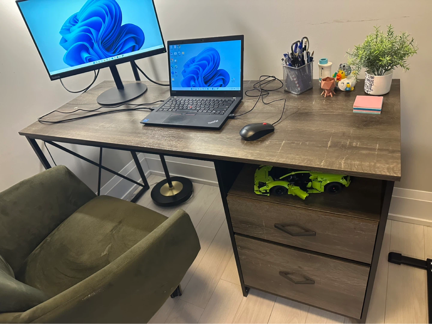 Computer desk - photo 2