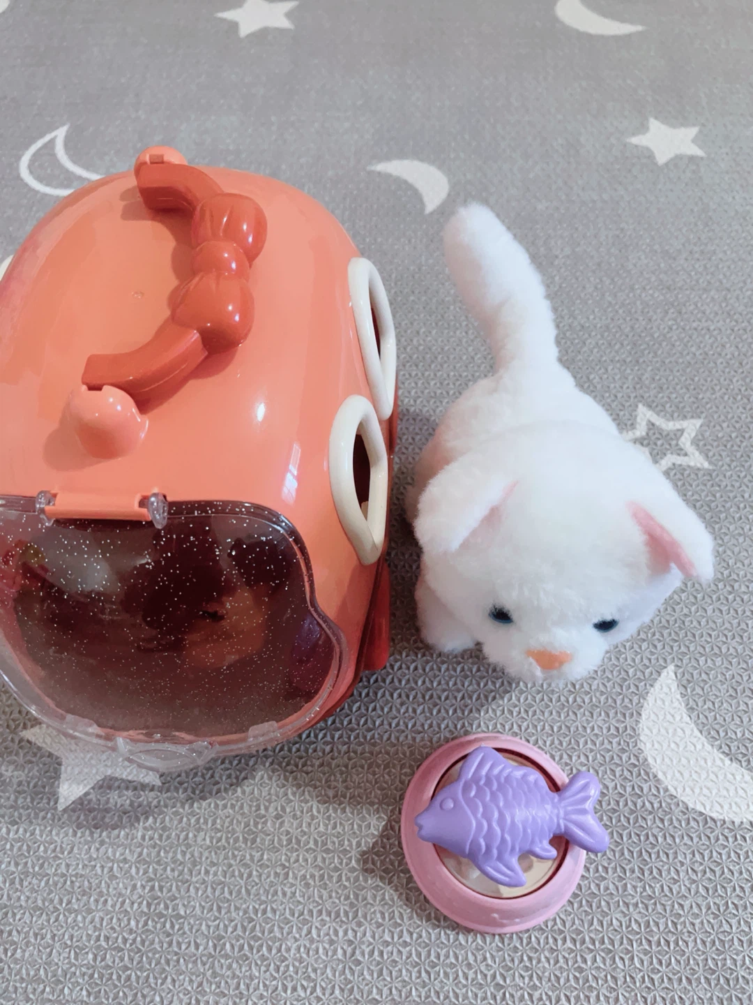 Electronic Interactive Pet Toy Set with Carrier