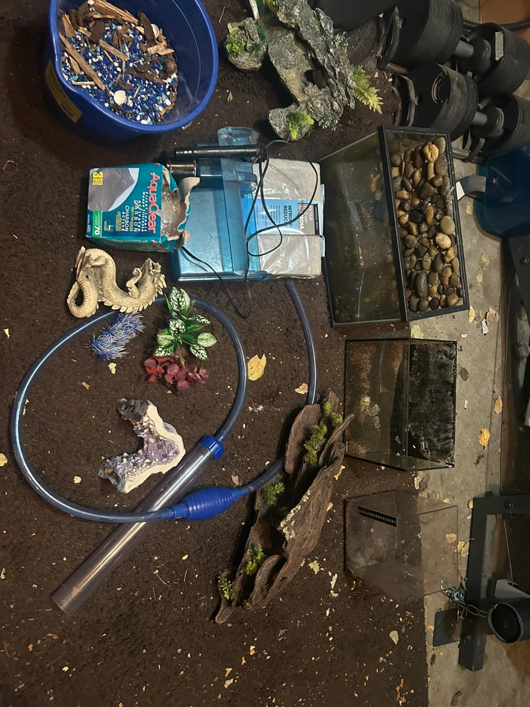 Aquarium supplies