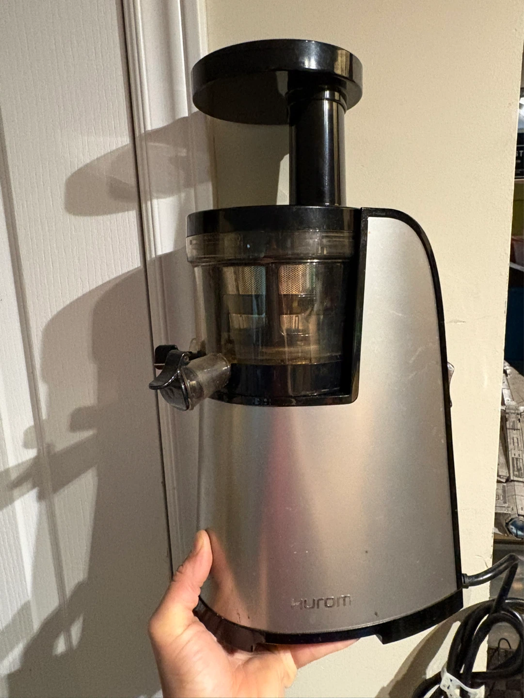 Hurom Juicer