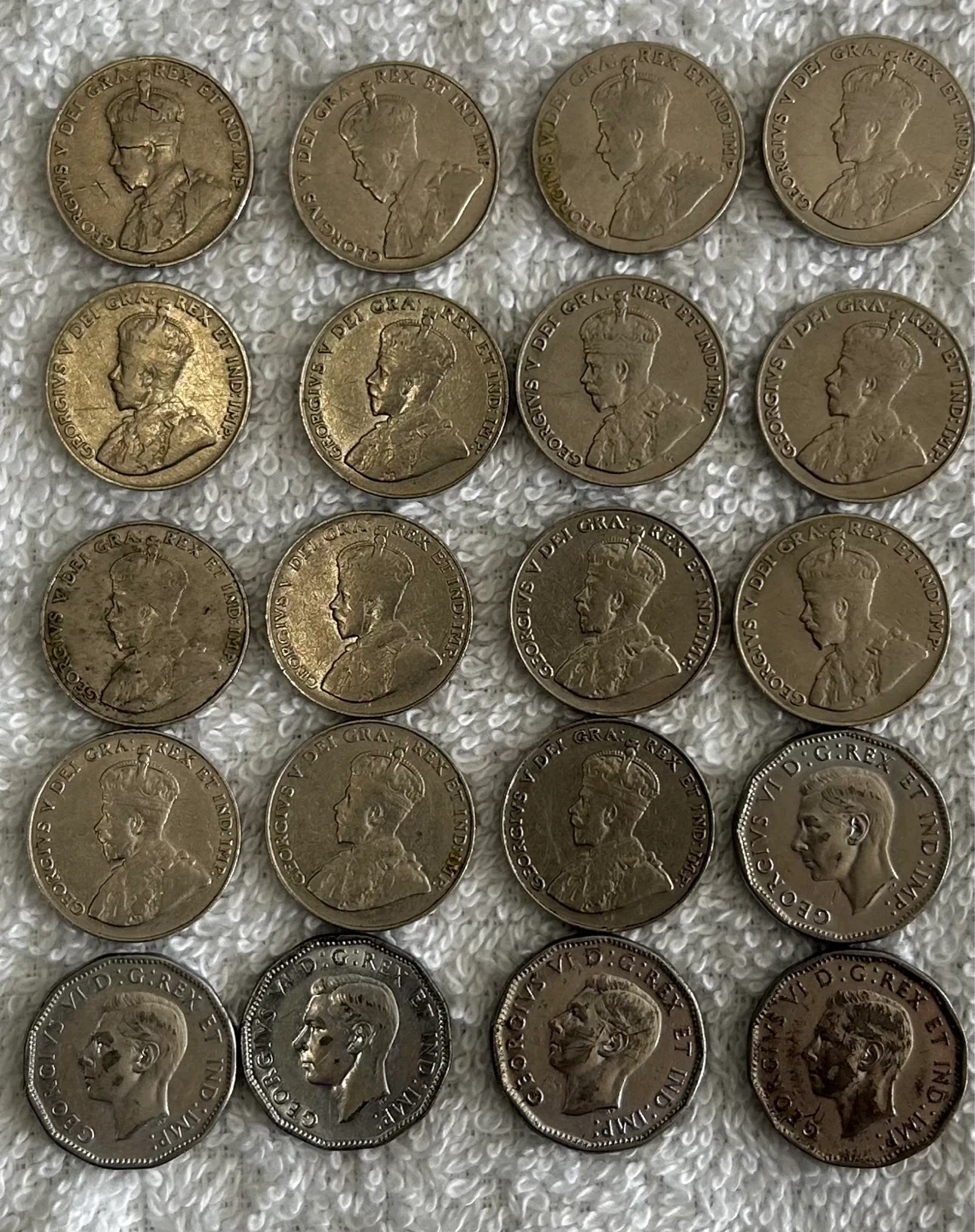 Collection of Twenty Canadian Nickels; 20’s-40’s - photo 2