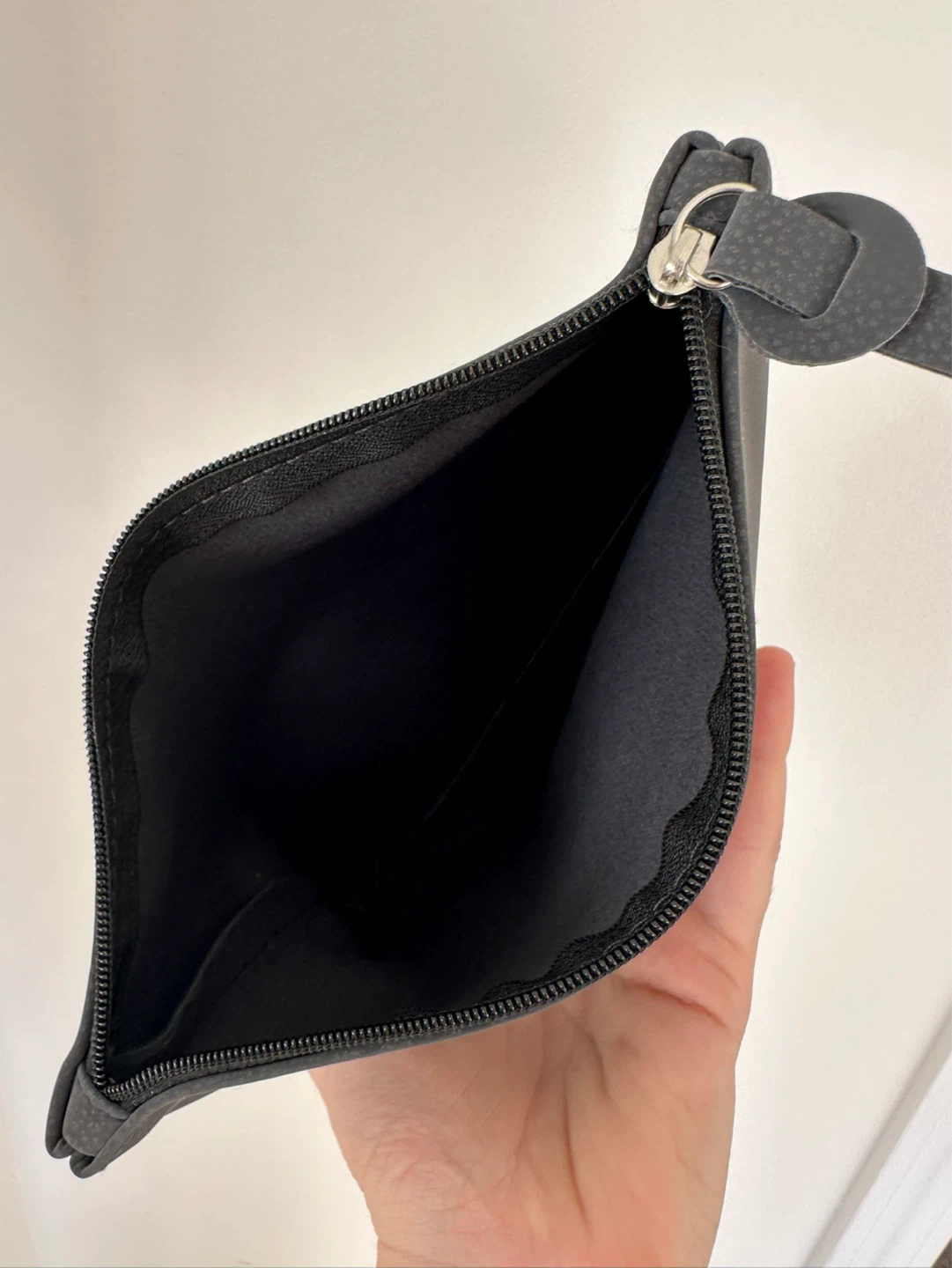 Egyptair Amenity Kit - photo 3