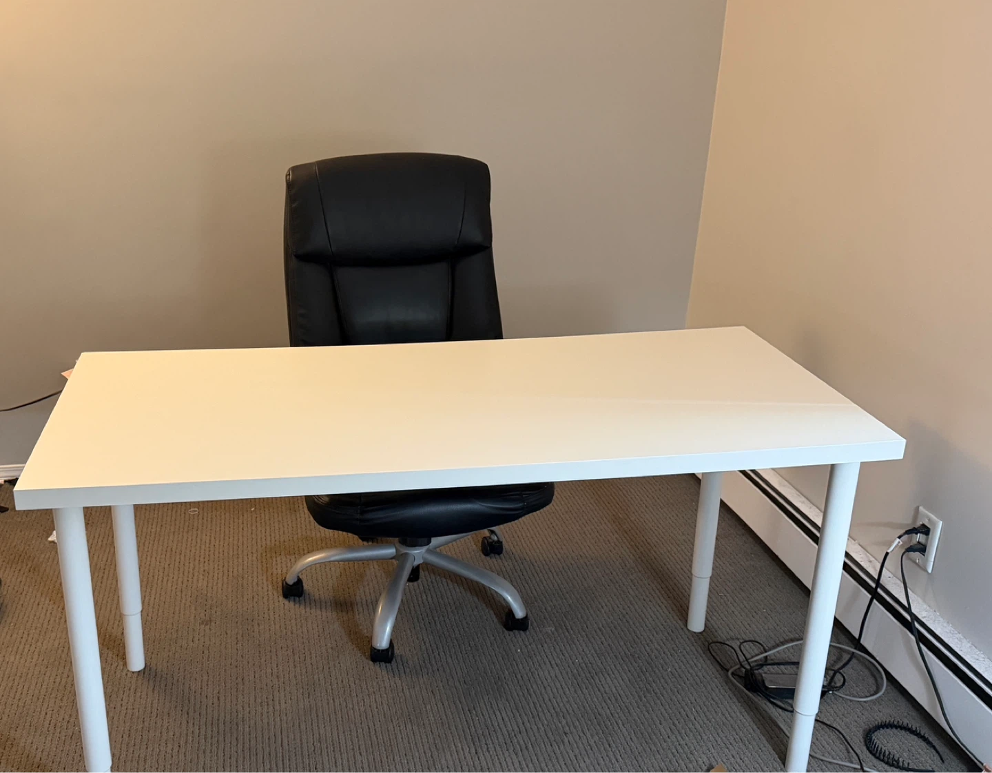 IKEA-White Rectangular Desk - photo 4