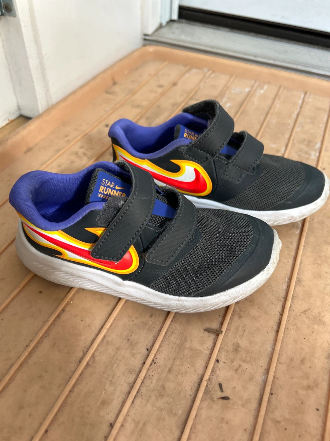 Nike Star Runner Kids Shoes size 9C