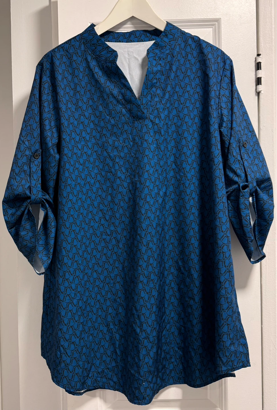 Blue Pattern Tunic Blouse – Relaxed Fit (Size XL) - photo 2