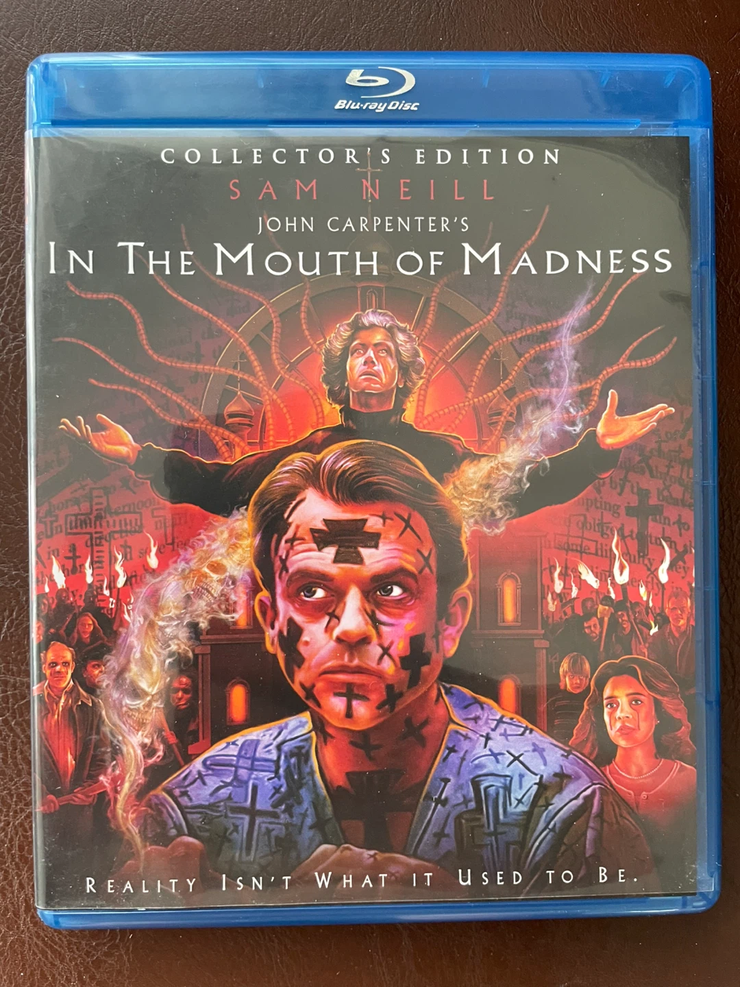 In The Mouth Of Madness Scream Factory Blu Ray - photo 2