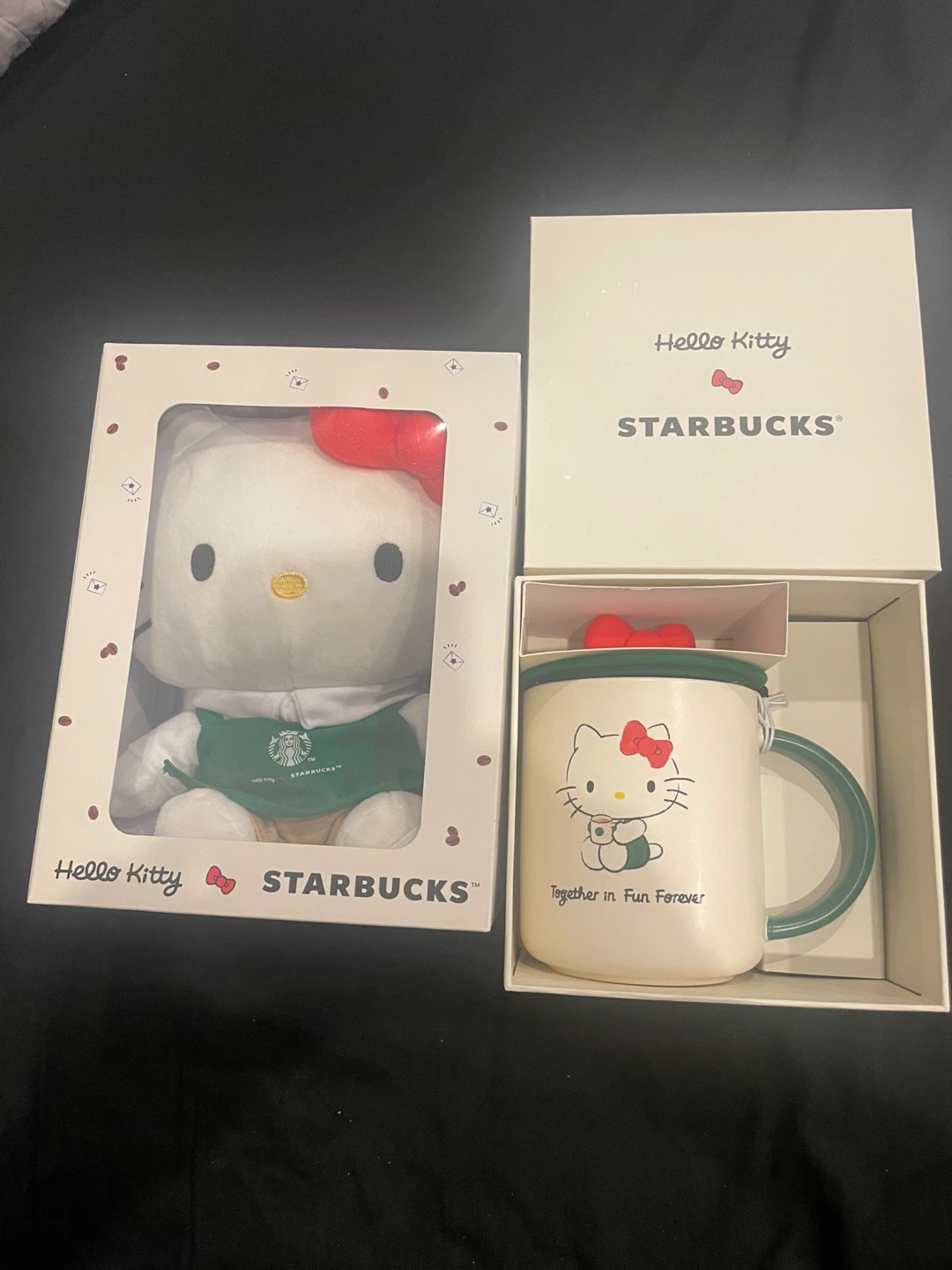 Starbucks Hello Kitty Plush & Mug Set