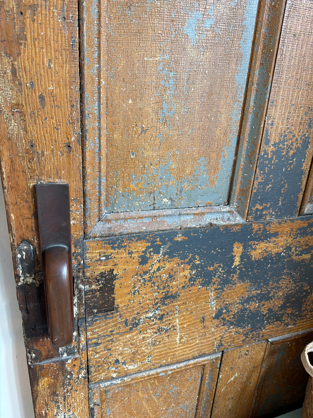 Rustic Wooden Door with Hardware - photo 2