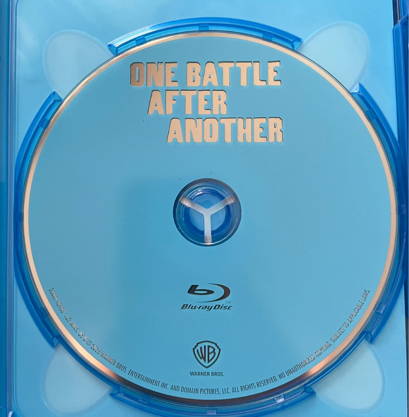 One Battle After Another Blu Ray - photo 3