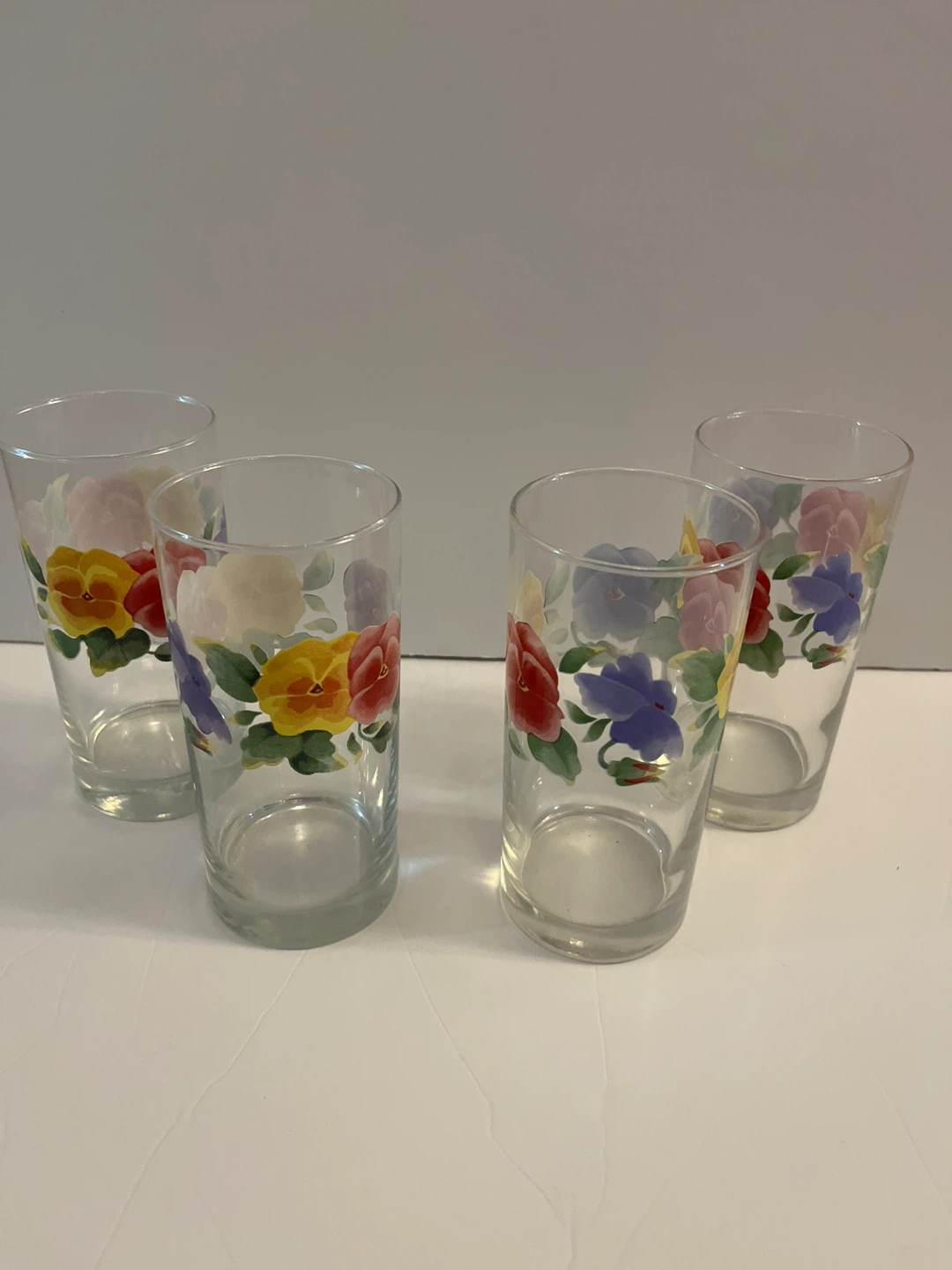 Set of 4 Glass Tumblers with Floral Design
