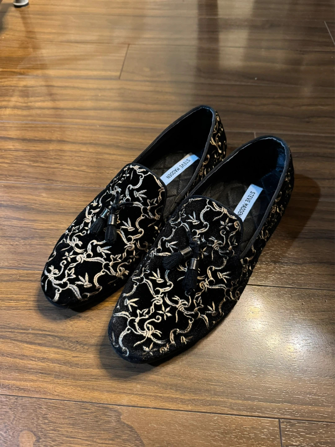 Steve Madden Black & Gold Velvet Loafer Men's