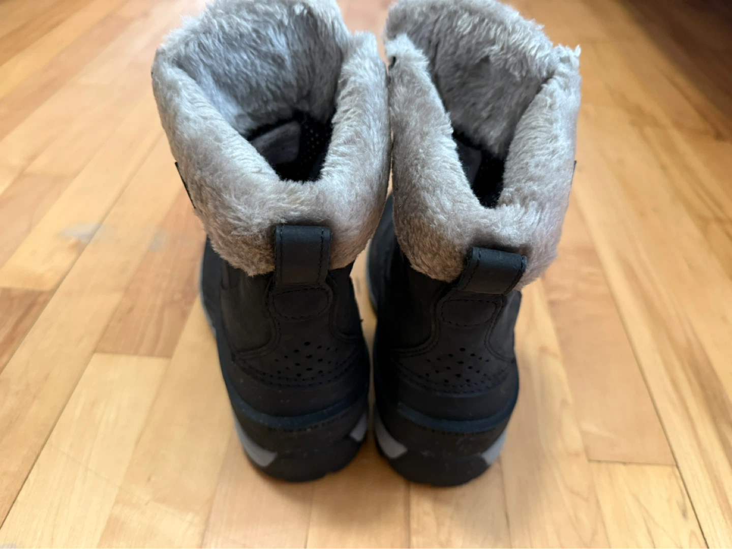 The North Face Black Insulated Winter Boots - photo 4