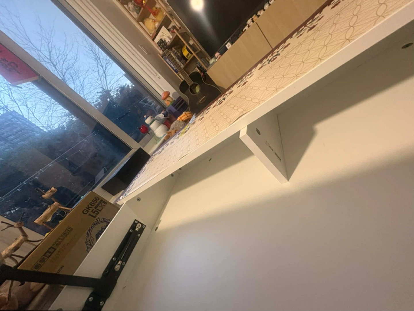 IKEA White lifting coffee table - photo 3