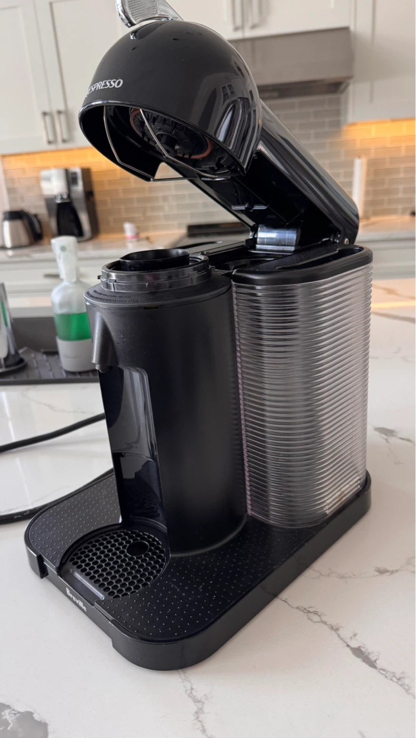 Nespresso VertuoPlus Coffee Maker by Breville - Black - photo 3